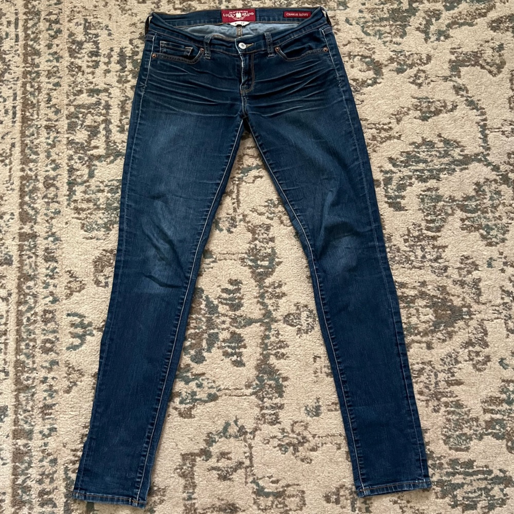 Lucky Brand Charlie Skinny Dark Wash size 4 / 27